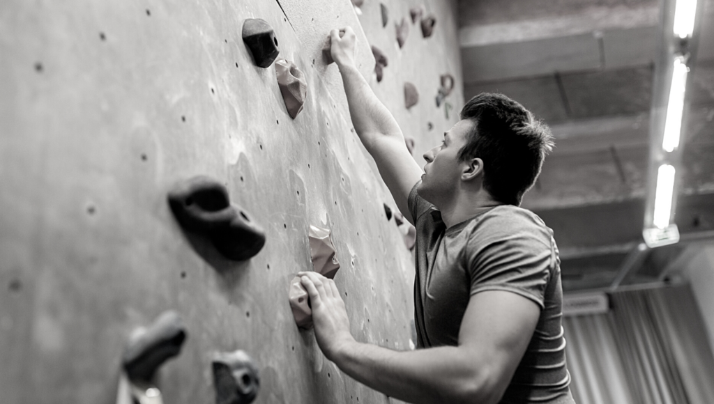 Bouldering at Bould Move – One of the best things to do on the Sunshine Coast.
