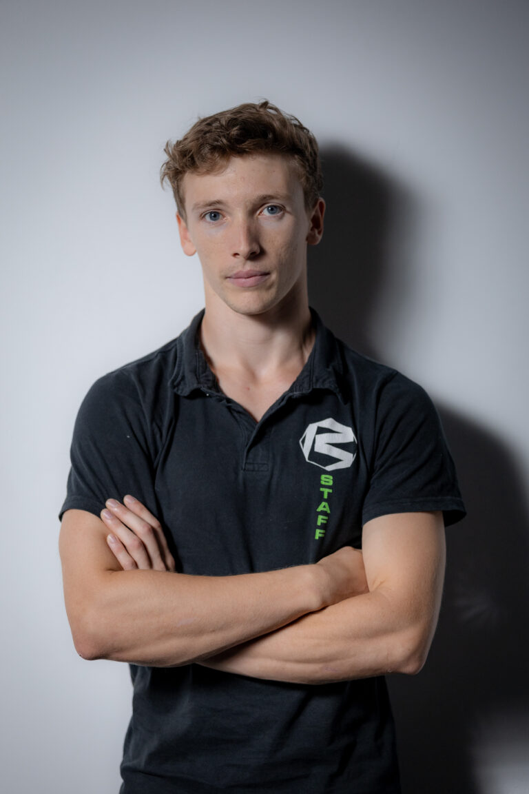 Jacob - Head Coach || Sport and Exercise Science Degree & experienced Bouldering Coach